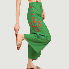 Pantaloni cu broderie verzi