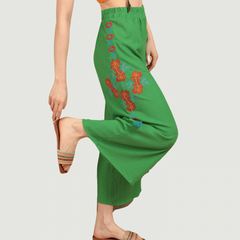 Pantaloni cu broderie verzi