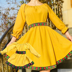 Rochita stilizata cu motive traditionale Andreea 3