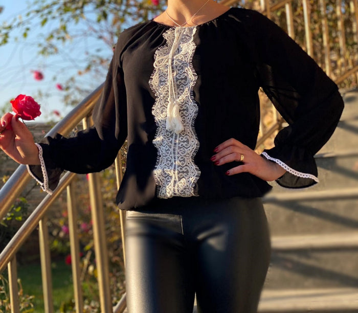 Bluza stilizata cu motive traditionale Stefania