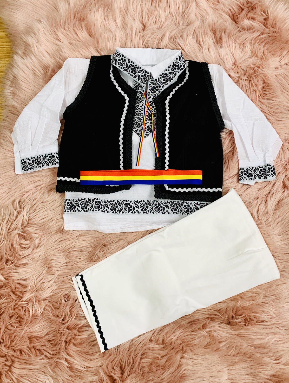 Costum popular baieti Marian ( 1- 6 ani )