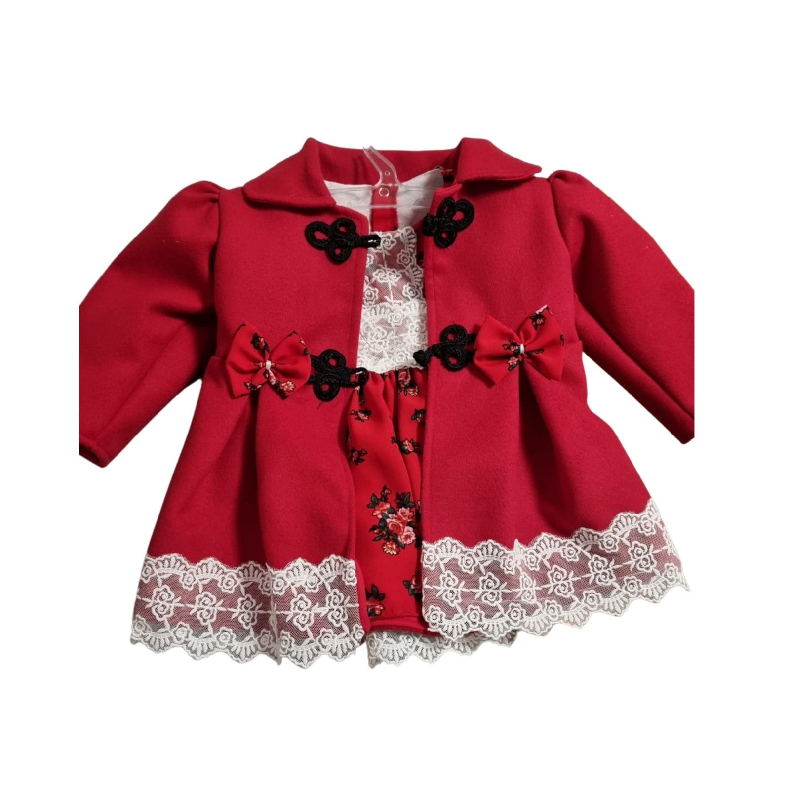 Costum Traditional Fetite Bianca 11