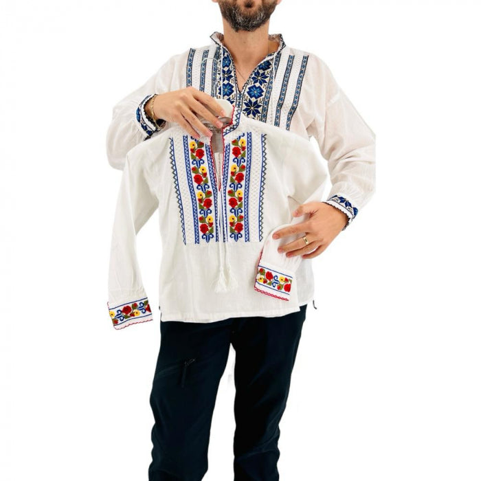 Ie traditionala Baieti Robertino 14