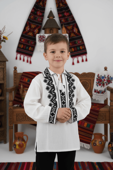 Ie Traditionala pentru baieti Petrus 15