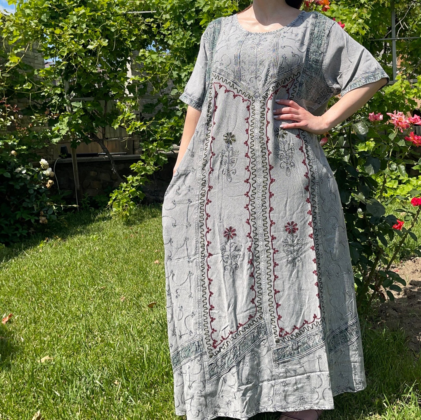 Rochie Lunga Brodata Miuta 100