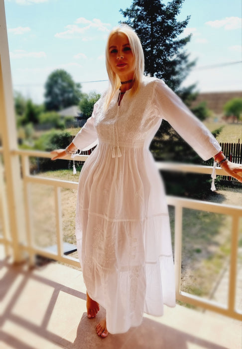 Rochie Traditionala cu broderie Sara 8