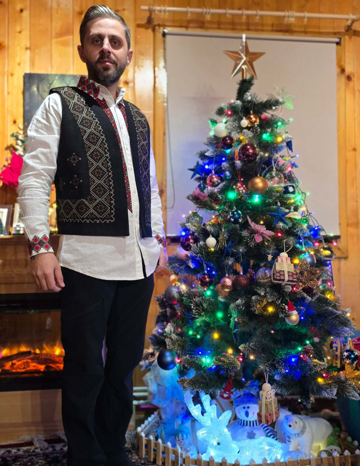 Vesta barbateasca brodata Marius