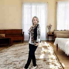 Vesta traditionala Marioara