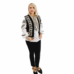 Vesta din catifea traditionala Carmen