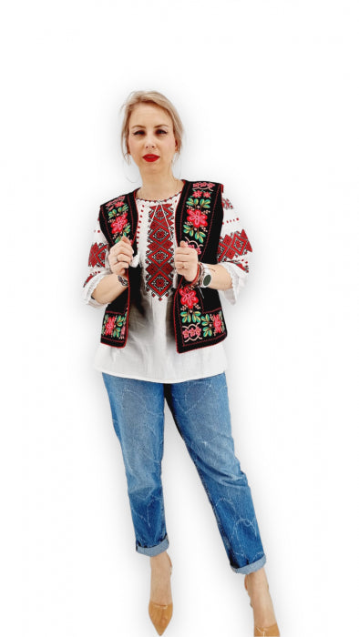 Vesta Traditionala Maria 2