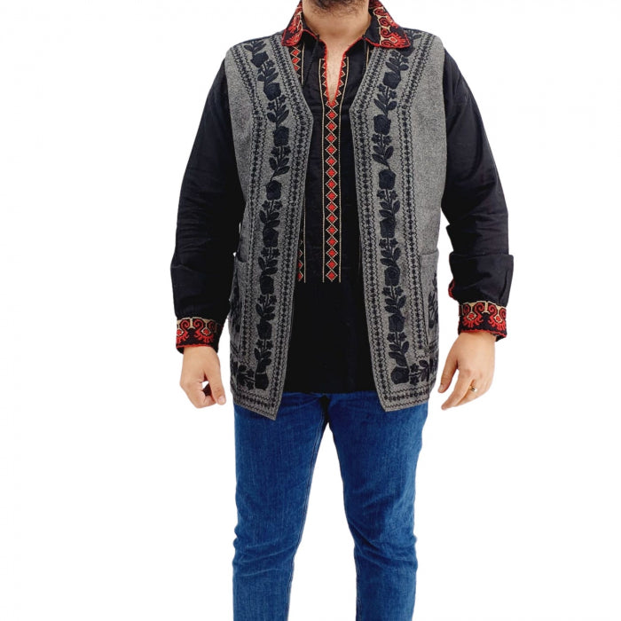 Vesta traditionala Valeriu 4